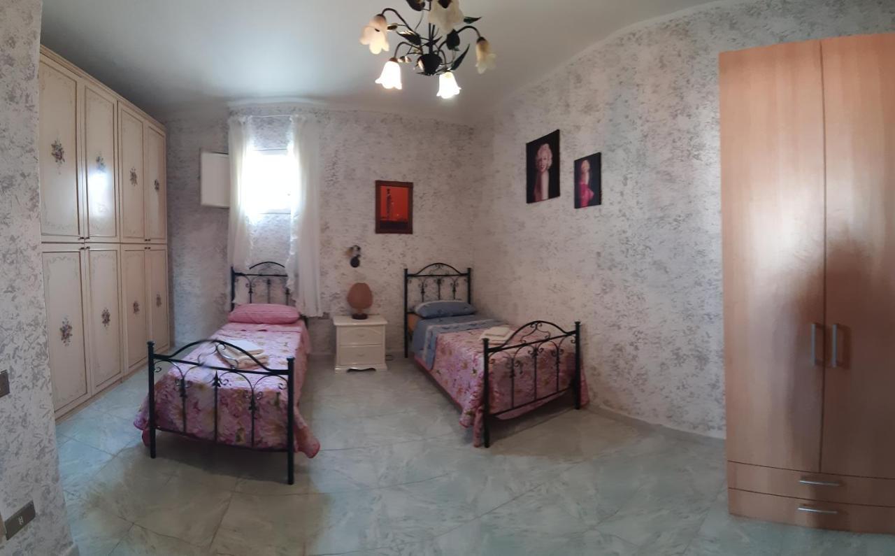 A Casa Di Roberto Appartement Porto Cesareo Buitenkant foto